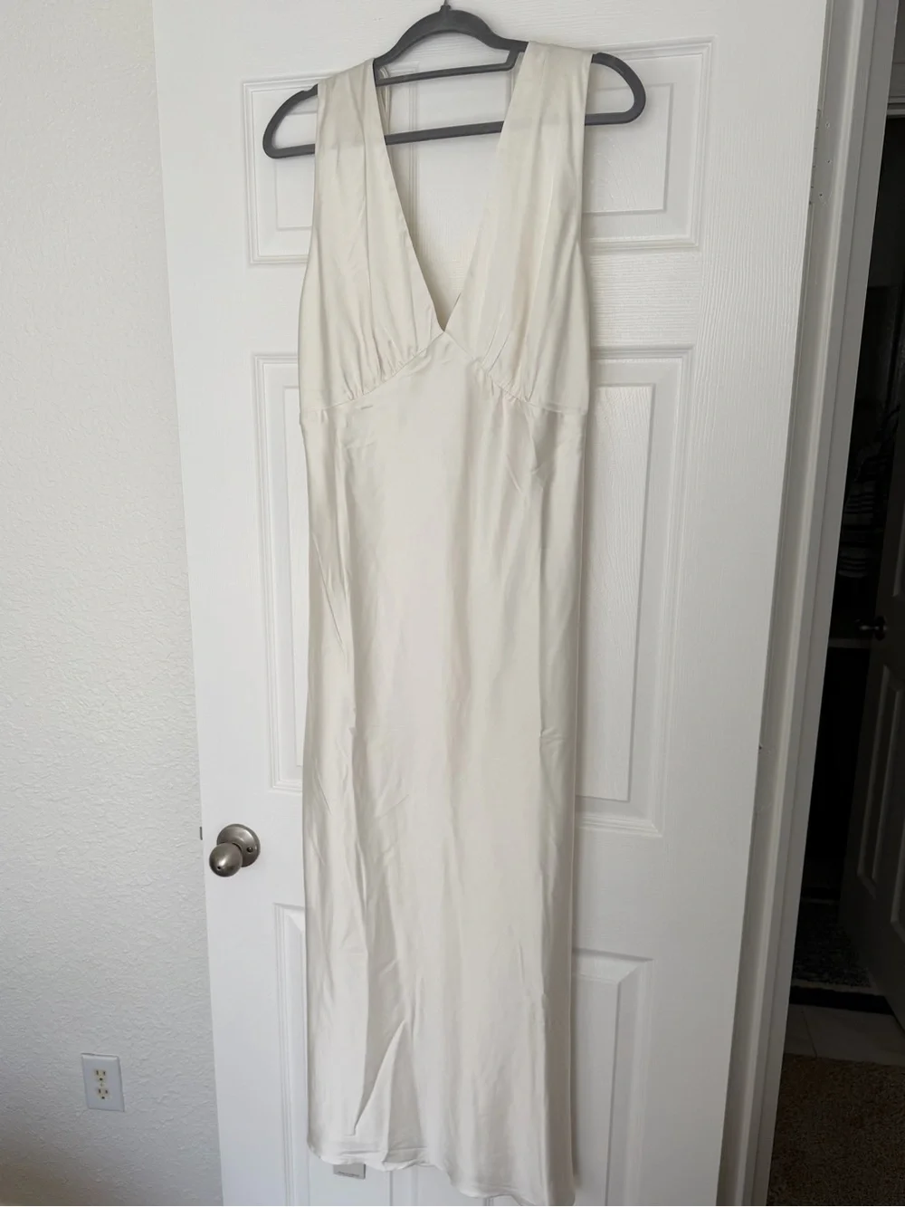 Abercrombie & Fitch Cream Maxi Dress